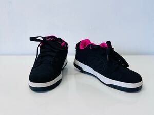 Heelys shoes size 5Y